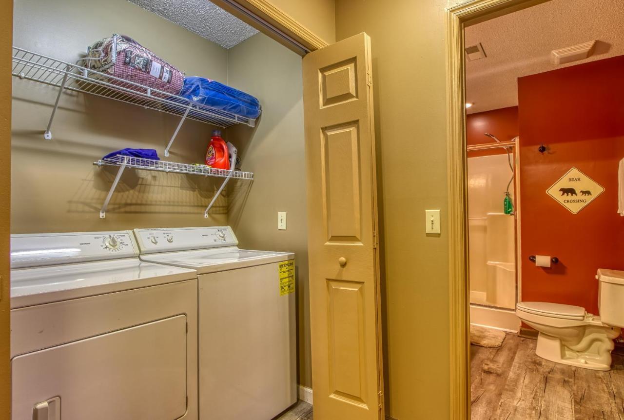 3 Decks, Mtn Views! Tree Tops By Honeybearcabins - Luxury Rain Showers, 3 King Suites, Xl Hottub, Fireplace, Bear Sightings Gatlinburg Exterior foto