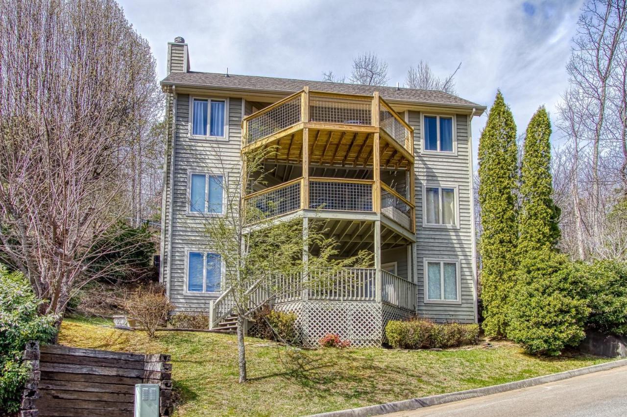 3 Decks, Mtn Views! Tree Tops By Honeybearcabins - Luxury Rain Showers, 3 King Suites, Xl Hottub, Fireplace, Bear Sightings Gatlinburg Exterior foto